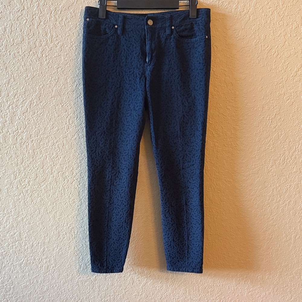 Club Monaco - Blue “fleur de lis” textured cropped trousers